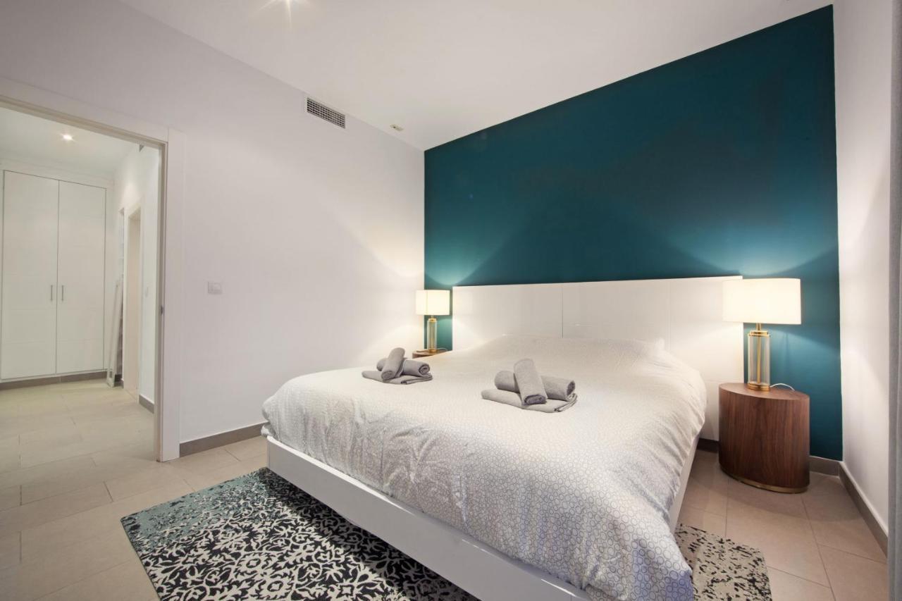 Modern Villa Close To Costabella Beach Marbella Buitenkant foto