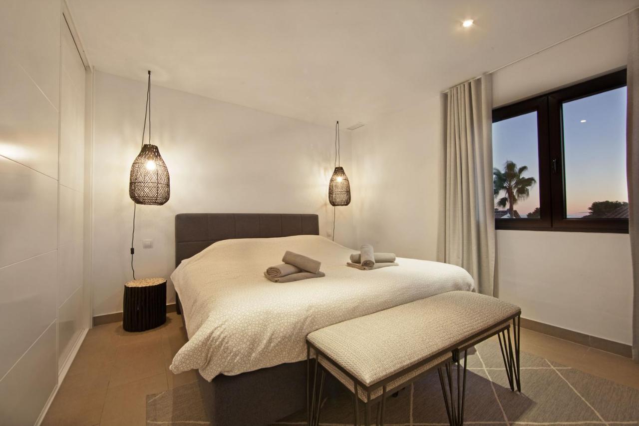 Modern Villa Close To Costabella Beach Marbella Buitenkant foto